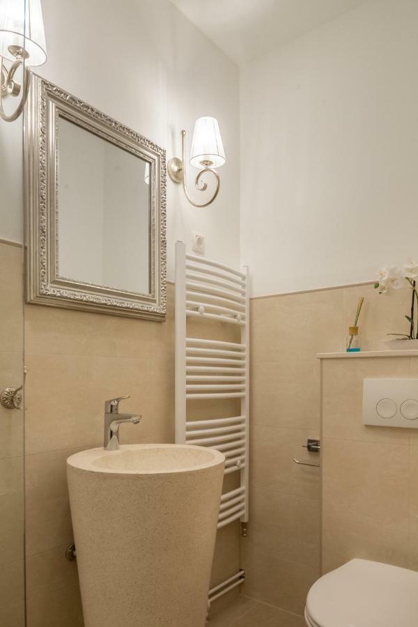 Apartments Villa Lux Dugi Rat Dış mekan fotoğraf