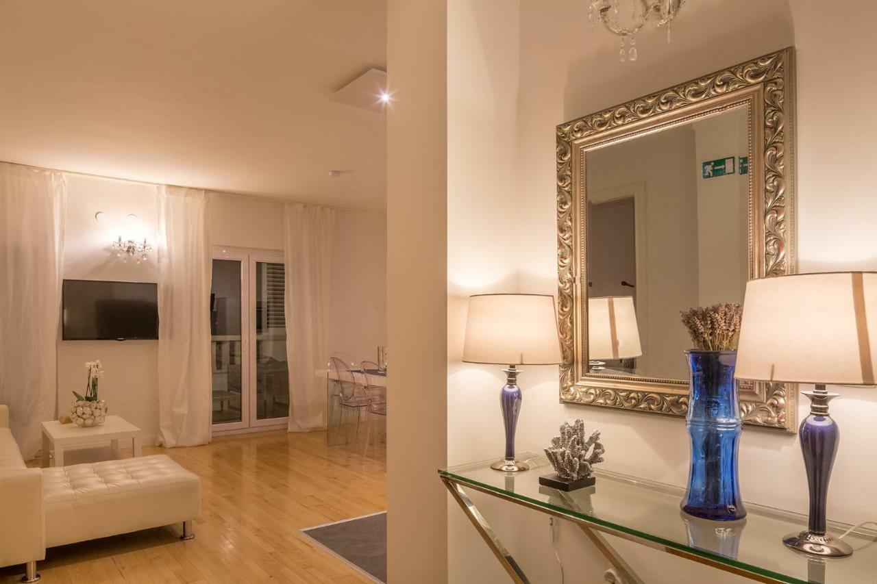 Apartments Villa Lux Dugi Rat Dış mekan fotoğraf
