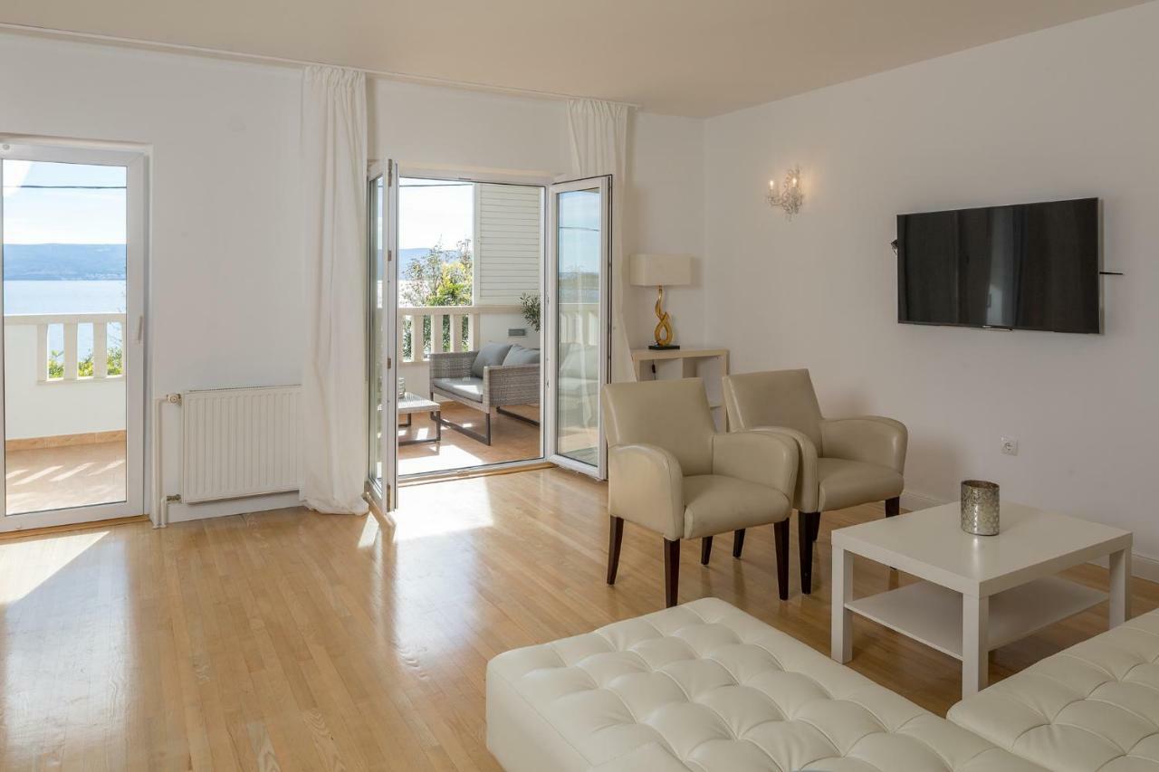 Apartments Villa Lux Dugi Rat Dış mekan fotoğraf