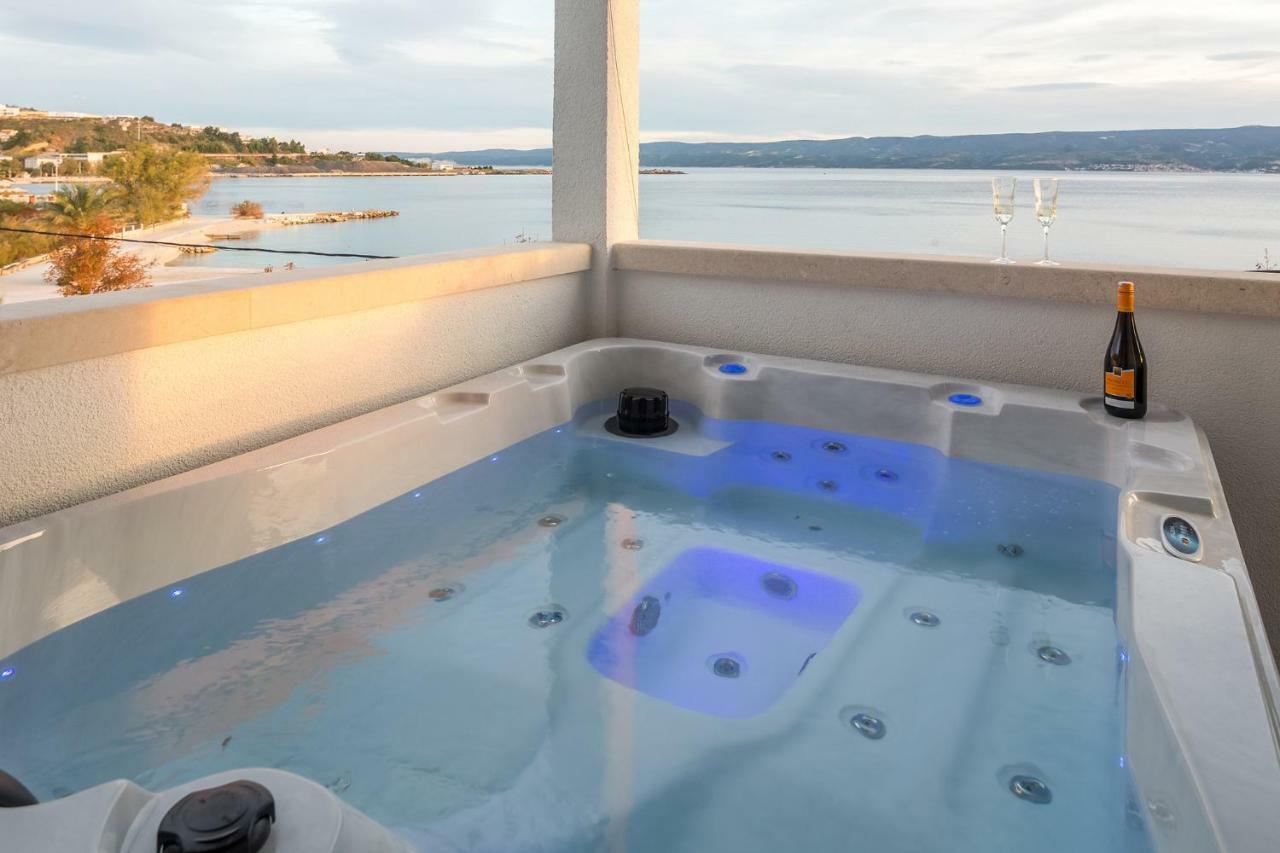 Apartments Villa Lux Dugi Rat Dış mekan fotoğraf
