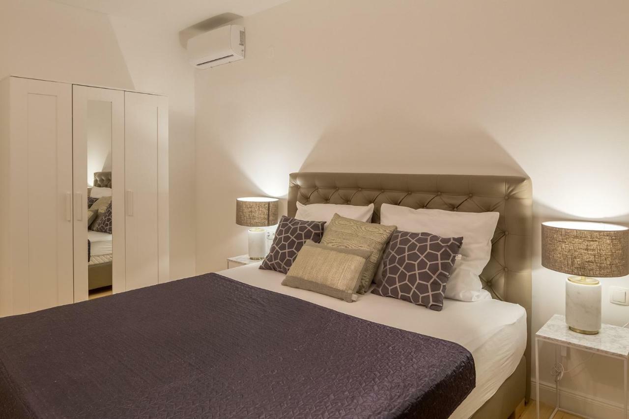 Apartments Villa Lux Dugi Rat Dış mekan fotoğraf