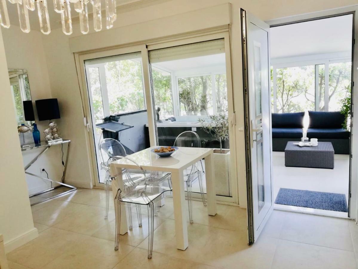 Apartments Villa Lux Dugi Rat Dış mekan fotoğraf